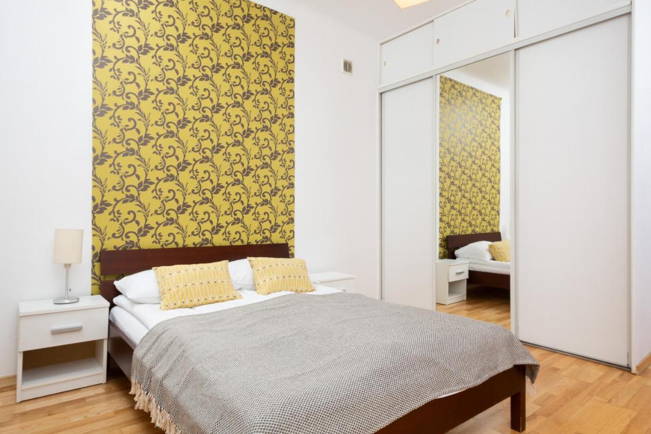 Warsaw New Town Apartments By Renters Ngoại thất bức ảnh